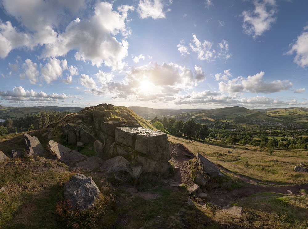 Eccles Pike in the Peak District. Explore more of my landscape photography here andrewbrooksartist.com/landscape-phot…