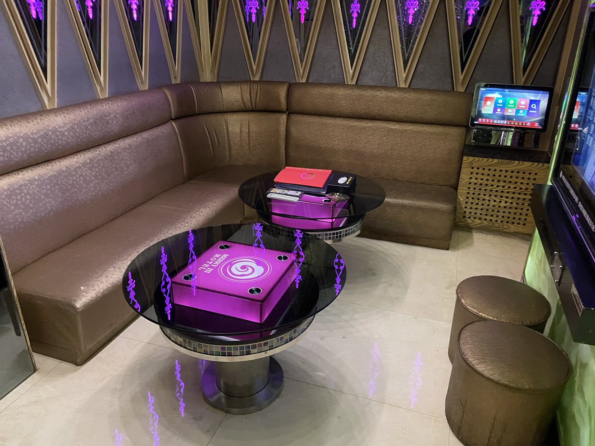 現主時有沒有夫妻情侶要一起同歡的🤭

#同房換不換