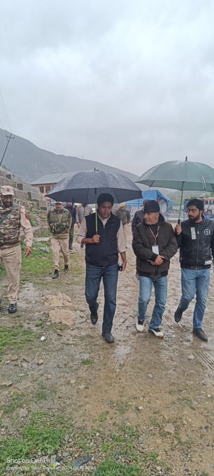 DEO Ramban Baseer-Ul-Haq Chaudhary is on the move, visiting polling stations and inspecting arrangements at the Strong Room/ Centre in AC-55 Banihal.  #SVEEP #RightToVote #Election2024 #BadaltaKashmir #ShiningJammuAndKashmir #TourismJ&K #navratri2024 #NayaKashmir #AwamKiFauj