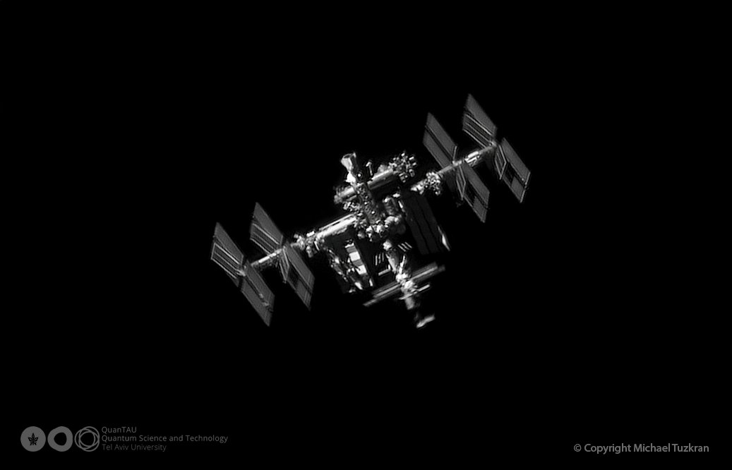 I captured this image with a telescope as the space station emerged from Earth's shadow. The dragon came out really good! @SpaceX @Space_Station @spacestationguy @esa