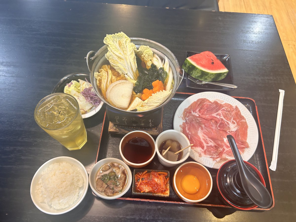 lk_crystal's tweet photo. ชั้นเจอร้านที่เว่อกว่า d**s** ล่ะ เซ็ตนี้ 175 ช็อค https://t.co/BZoO7Y6q1q