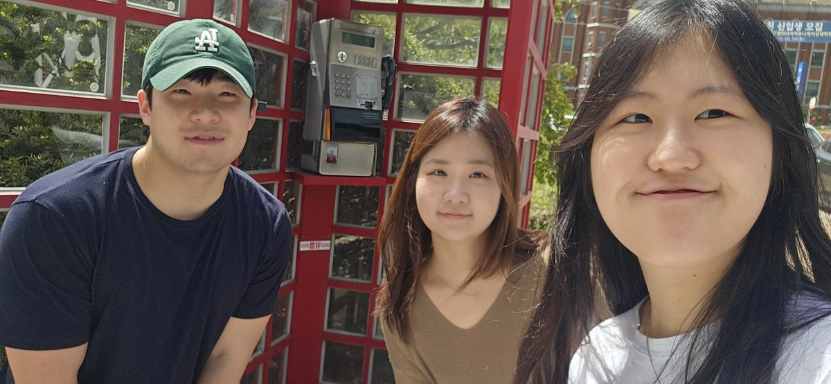 torylee03's tweet photo. Late upload .. 🫠 It was actually a great picnic🤗 I really enjoyed spending time with my teammates. I ran into professor on the bridge in 어문관, I felt little bit worried to say hello to him, but after I shook hands with him that made me feel fresh 😆 I appreciate you Mr. kim! https://t.co/UhhrBlqpSr