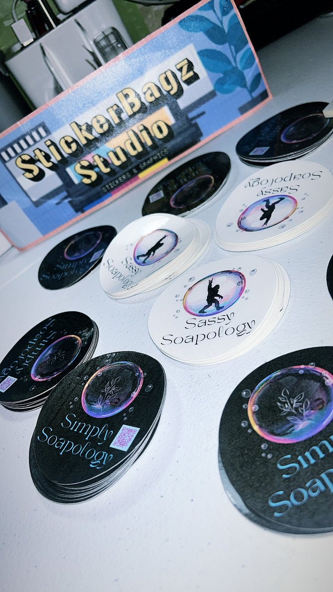 Bagz0b's tweet photo. Last run @MissSimplyIvy 🫶🏽🎨🫡
@AppreciatorsNFT Stay tune 👀
Getting a bit soapy 🫧🧼 in the studio‼️
#LateNightSesh #Stickers #Web3Stickers #GMers #NFTsCommunity https://t.co/g1j14UjFVu