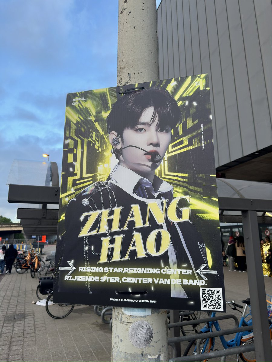 HaoMelodies's tweet photo. Fan support of Zhang Hao Bar at Music Bank 💗

#장하오 #章昊 #ジャンハオ #ZHANGHAO https://t.co/YuUB0T2T1q