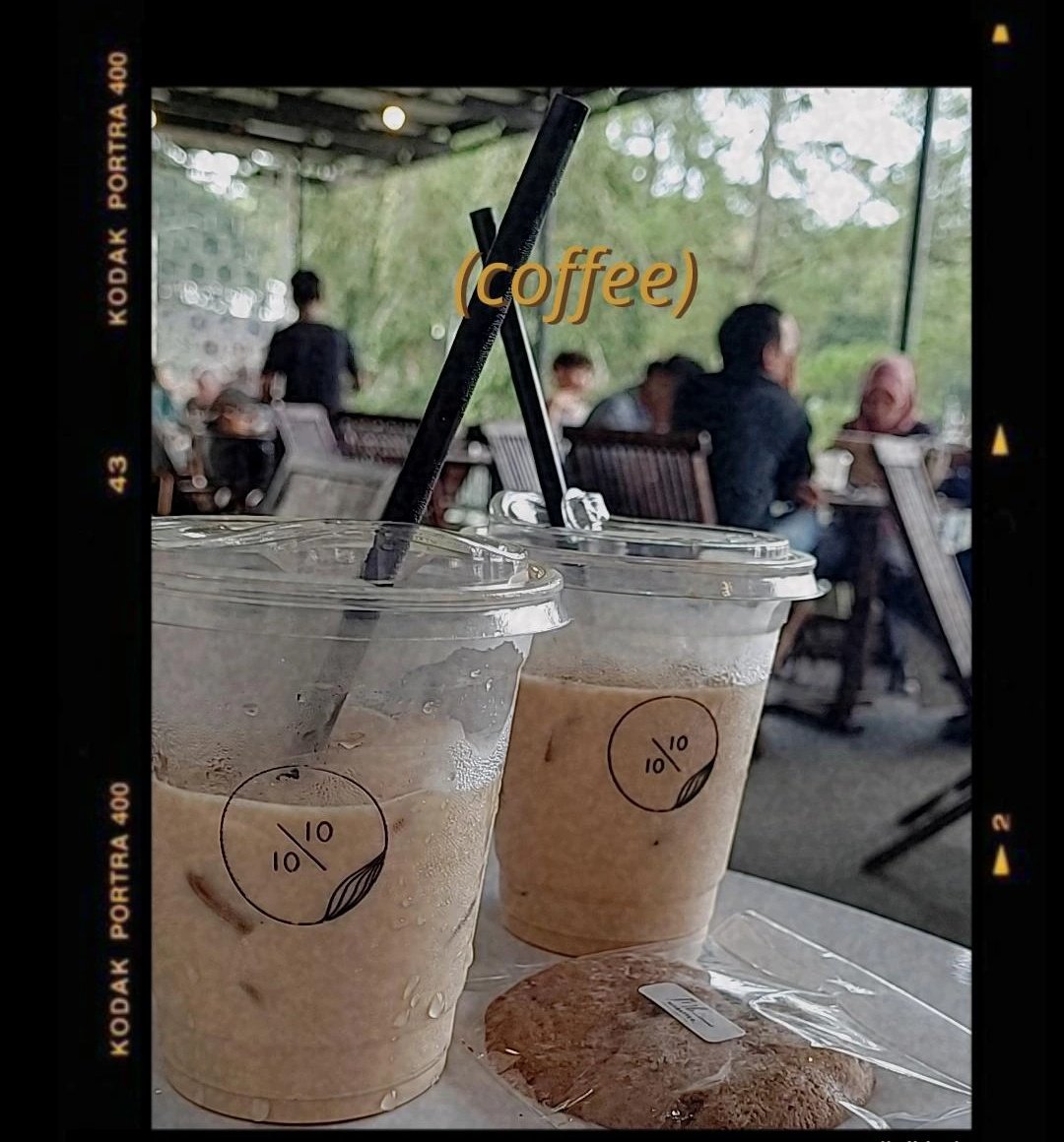 ameliarzzky's tweet photo. Pen ngopi ☕️ https://t.co/T40sSWmkCg
