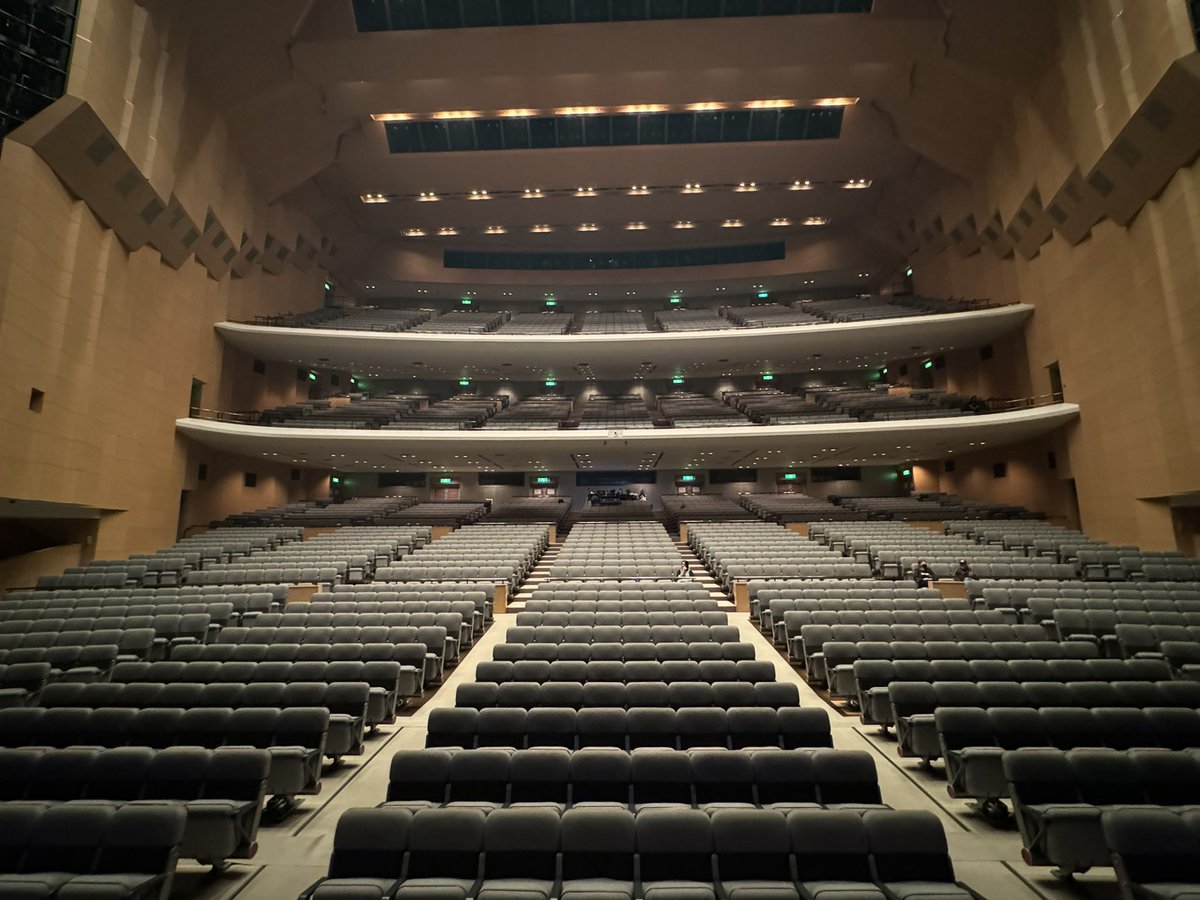 名古屋センチュリーホール (17/22本目） 今回のツアー中 ホールバージョンでは約3000の最大キャパ #いきものがかり
