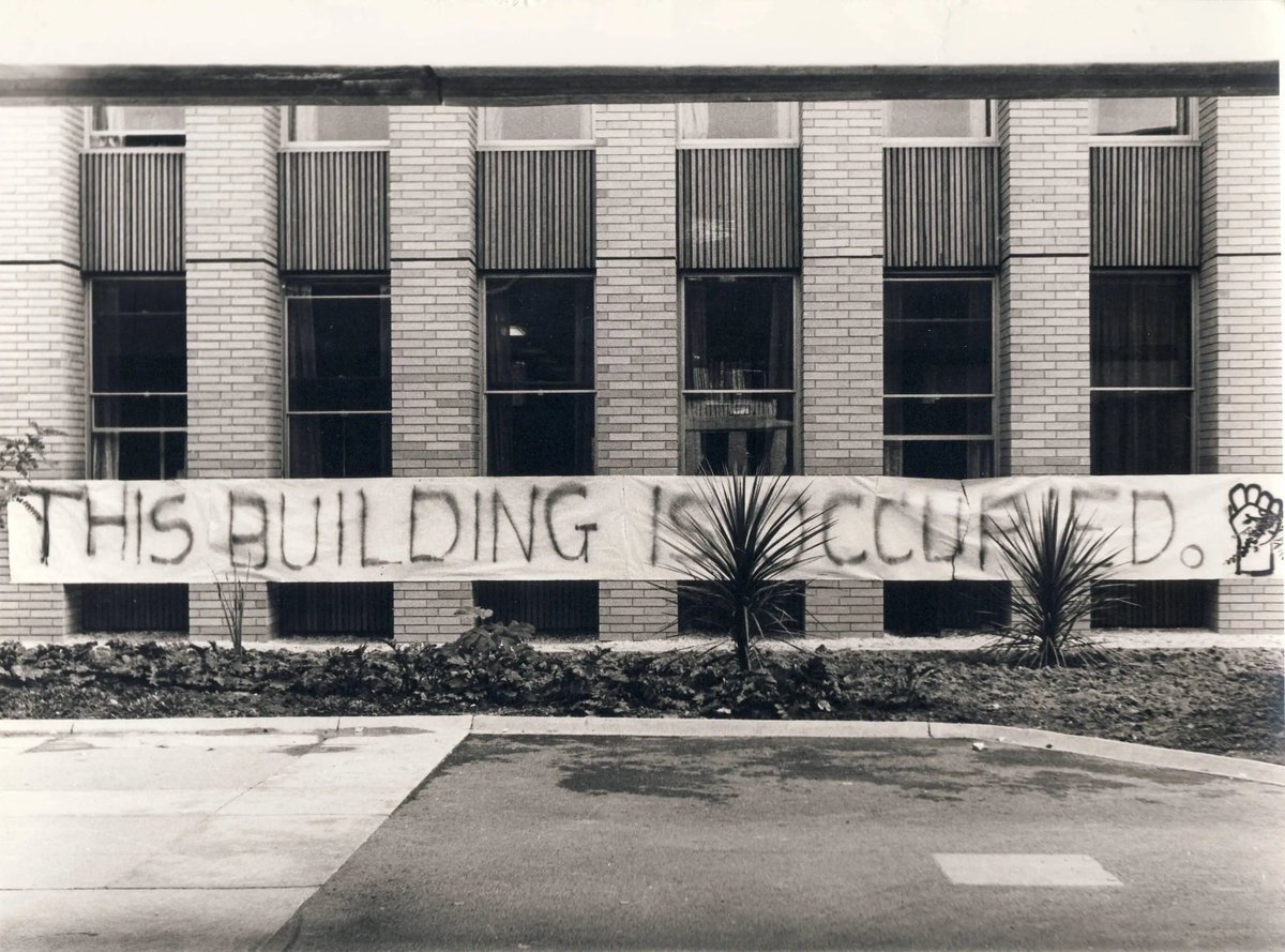 0zCommHistory tweet picture