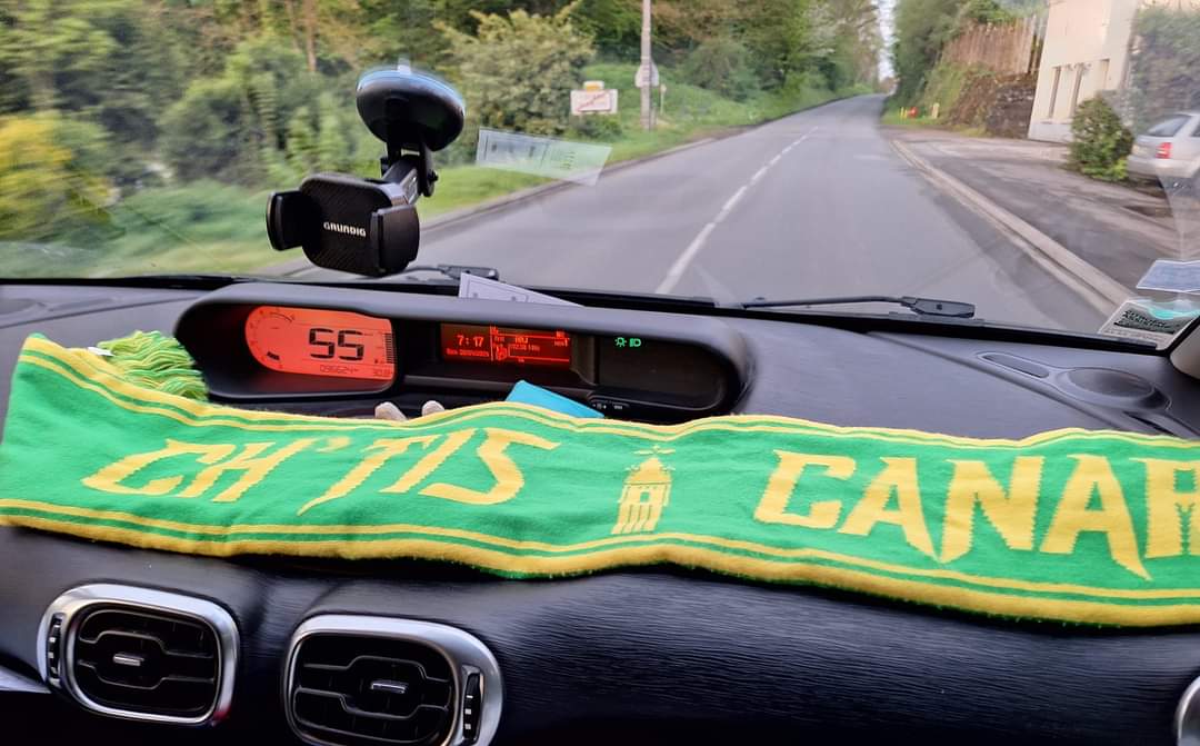 En route direction la Beaujoire ! 🔰 #FCNSRFC #NantesEnNord