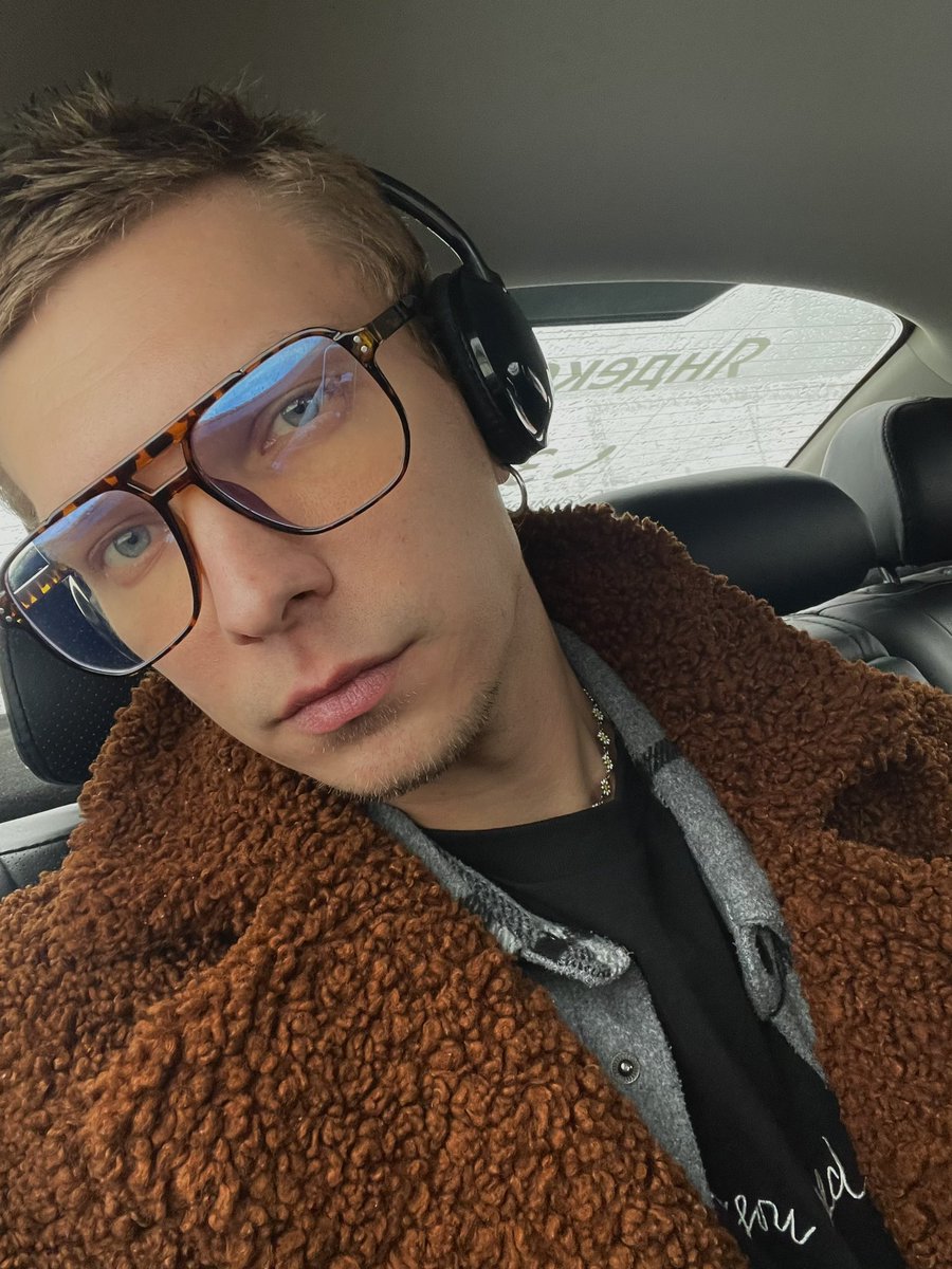 perse_ass's tweet photo. Скучали ? И я нет 😘 https://t.co/a196T26KGz