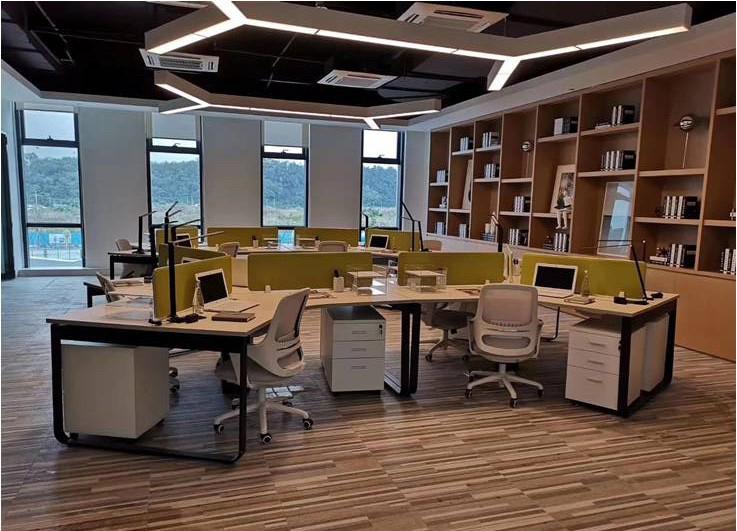 CHAIR MAX

#moderndesign #OfficeSpace #workspace #furnituredesign #officefurniture #manufacturers #chair #officechairs #interiordesign #WorkFromHome #homeoffice #homefurniture #officedesign