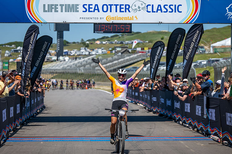 Swenson and Villafane Win the Sea Otter Classic Fuego XL 100K

More & Results @ socalcycling.com/2024/04/19/sea…

#Cycling #Bicycling #BikeRacing #SeaOtterClassic #FuegoXL100 #MountainBiking #LifetimeGrandPrix Sea Otter Classic Fuego XL 2024