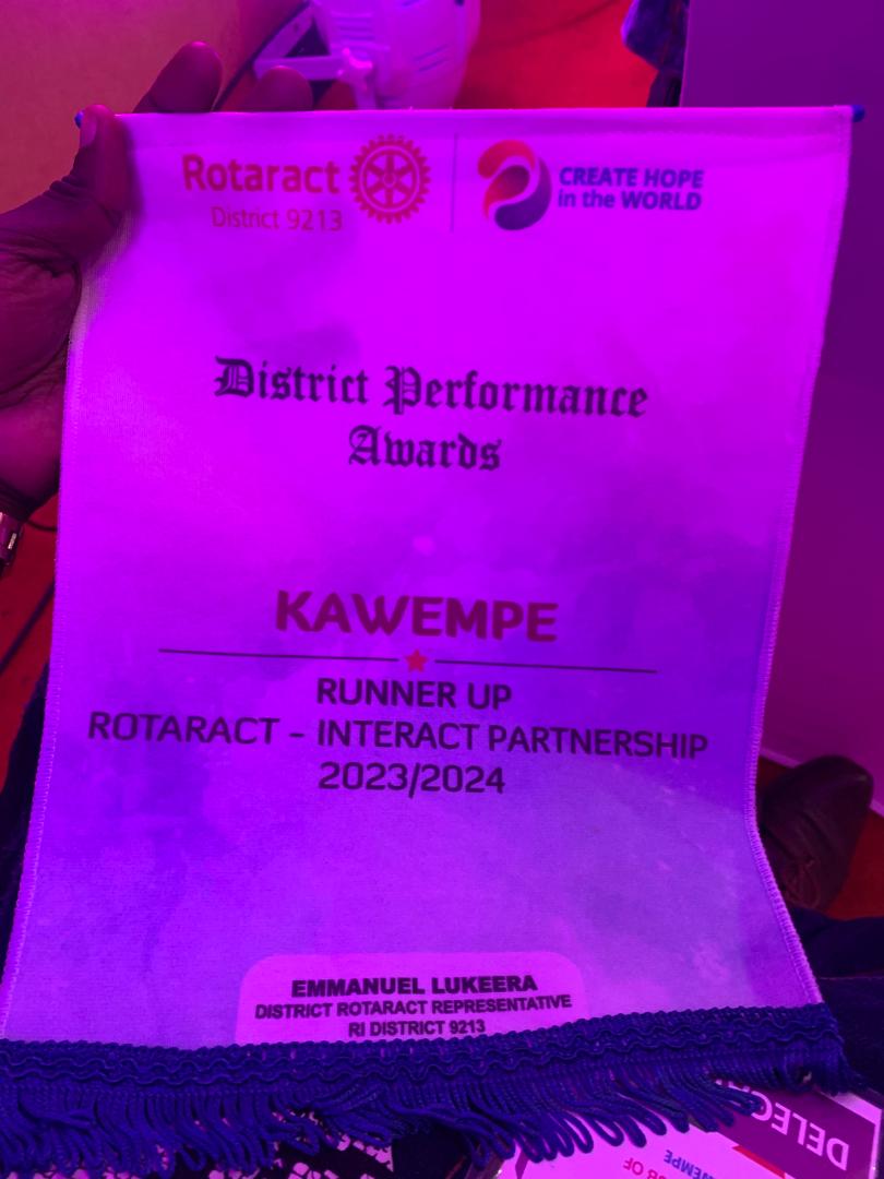 Congratulations team Kawempe for acquiring district award for runner up rotaract interact partnership. #Rotaract #99ThDISCON