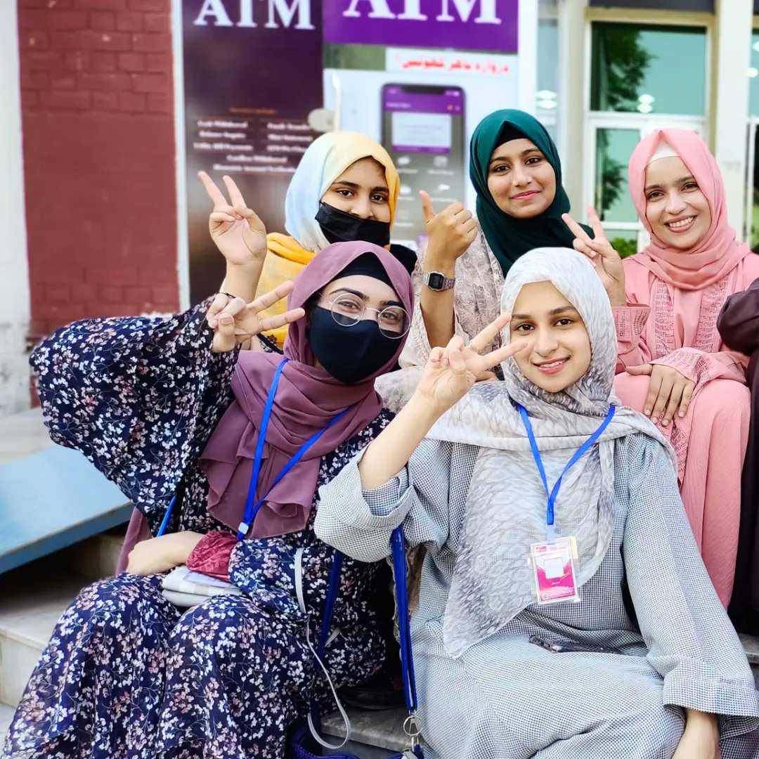 Eman_fatima1278's tweet photo. Find a Team that knows how to have *Fun* without *sinning*...💥...
Alhamdulillah🫶🏻 to the Sisters of 🫂"Minhaj UL Quran" _Who Constantly Remind us of Allah...🏆
#msmsisterspakistan #minhajulquran
#itikafcity2024 #ItikafCity2024 #ramadan2024 #DrTahirUlQadri #MSMSisters https://t.co/JU26E2EuCn