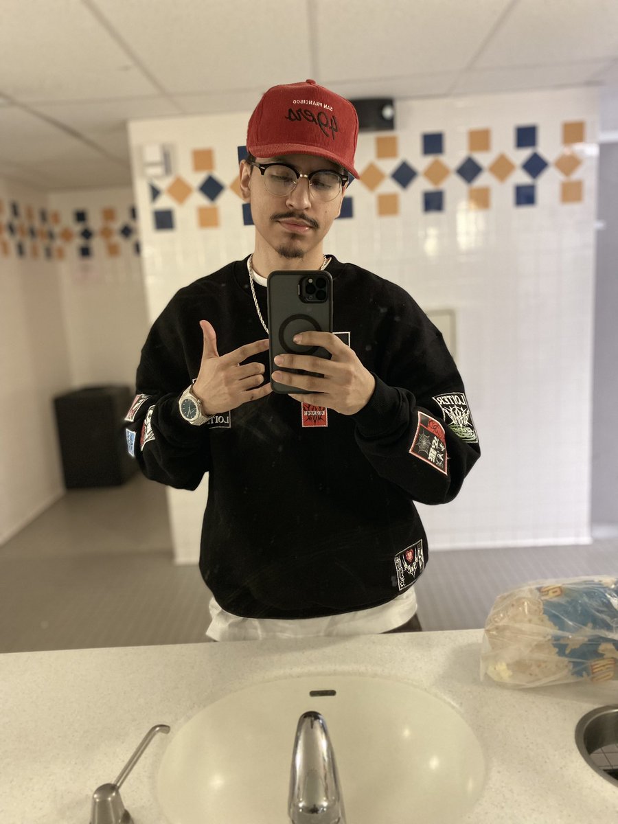 Avohee's tweet image. 