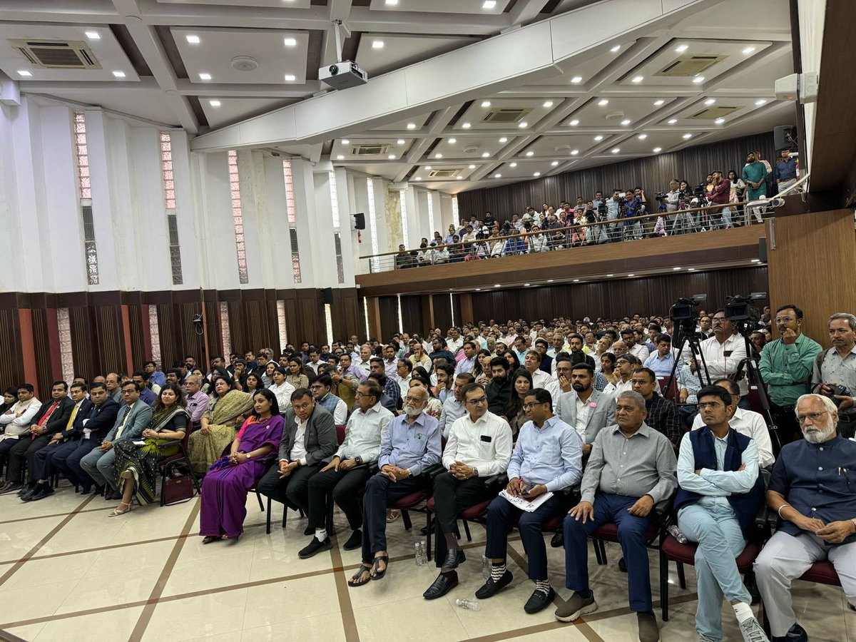 Smt @nsitharaman addresses and interacts with the audience during ‘Samvad on Viksit Bharat’ programme organised by @GCCIAhmedabad and @ICAIAhmedabad in Ahmedabad, Gujarat. #ModiKiGuarantee #ViksitBharat2047