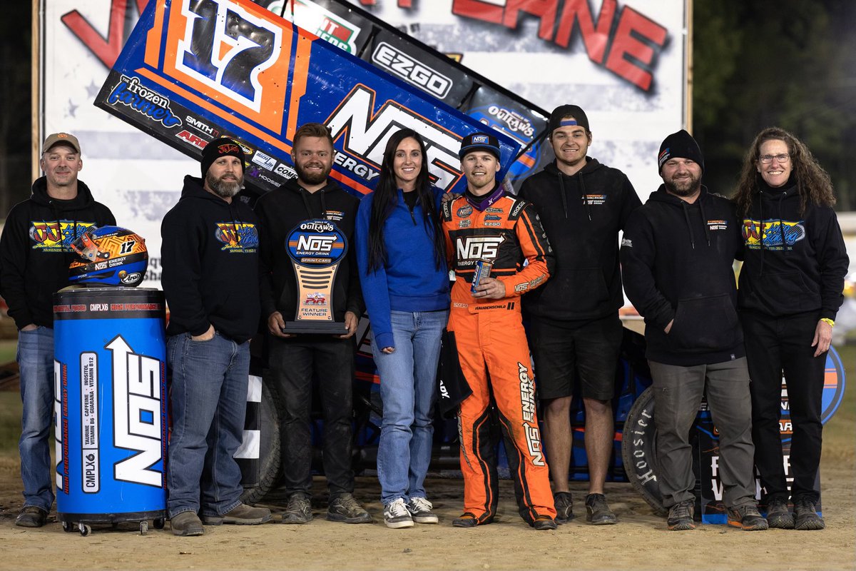 It was a ⁦@NosEnergyDrink⁩ ⁦@StenhouseJr⁩ ⁦@Haudenschild_17⁩ ⁦@SJMRacing17⁩ ⁦@JJ_Auto_Racing⁩ kinda night!! ⁦@WorldofOutlaws⁩ ⁦@uscsracing⁩ #WinWithJ&J 🏁🙌🏁🙌🏁🥳🎉 #weappreciatey’all