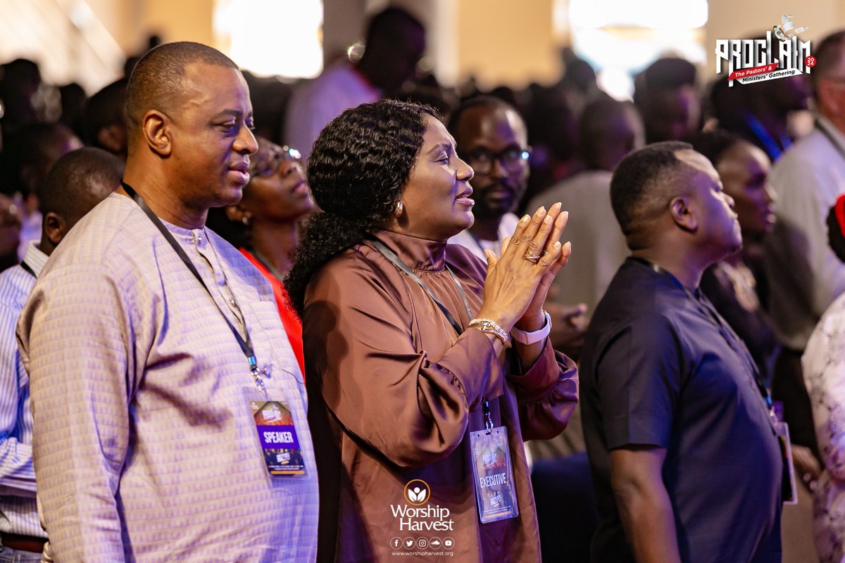 worship_harvest's tweet image. "It is wonderful when you have a wife who never stops you from serving God but supports you all the way." @VictorAdeyemi 

#Proclaim2024 
#WorshipHarvest 
#PastorsConference 
#GoingAndGlorying