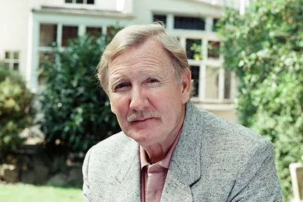 Remembering the great British actor Leslie Phillips who was born on this day in Tottenham in 1924. #LesliePhillips #Tottenham #TheNavyLark #Venus #HarryPotter #Scandal #EmpireOfTheSun #OutOfAfrica #DoctorinClover #RaisingTheWind #VeryImportantPerson #TrainOfEvents #CarryOnFilms