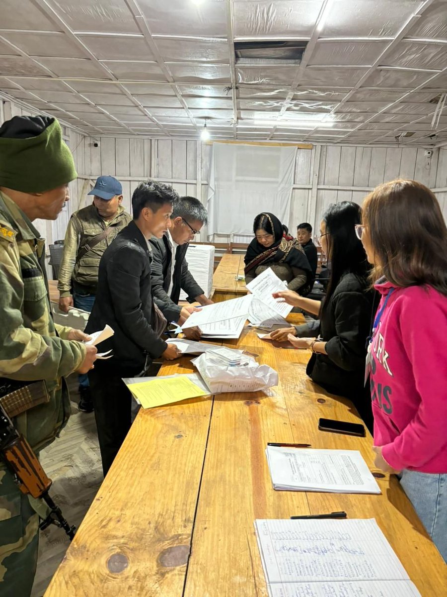 8 polling teams under Kiusam led by Sector Magistrate Shri Chubasanen(EAC Kiusam) reached Noklak after almost 12 hours of travel.

#ECI  #Elections2024 #IVote4Sure #ChunavKaParv
#deshkagarv #loksabhaelection2024
<a href="/ECISVEEP/">Election Commission of India</a>
<a href="/SpokespersonECI/">Spokesperson ECI</a>
