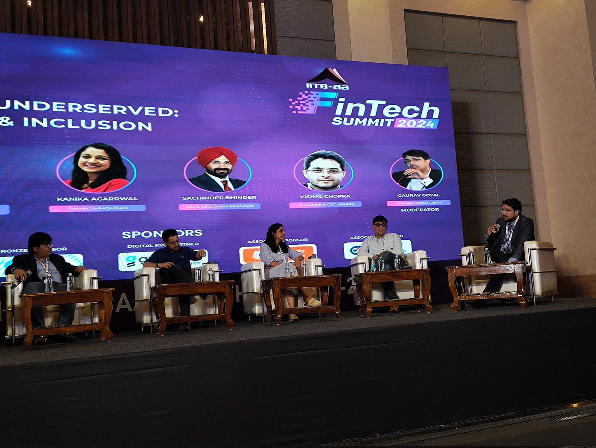 dkagarwal's tweet photo. @vishalchopra_ @ggoyal14 @sbhinder @AtulMonga 

All the panelists did a phenomenal job on panel 

Lending to underserved: balancing risk and inclusion @IITBAA1 @Dexter_Capital https://t.co/pJzbQ8gfM6