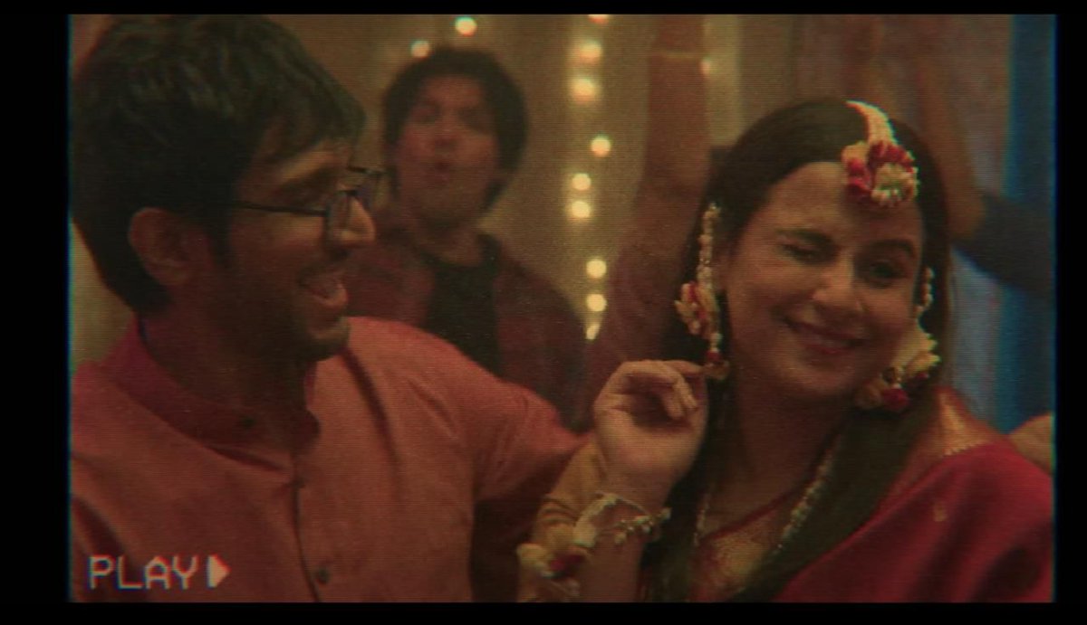 Rahit_97's tweet photo. Guys now make your weekend more enjoyable by watching this awesome family entertainment movie Do Aur Do Pyaaar. You will love it for sure. #DoAurDoPyaaar https://t.co/NSdp1ZV41U