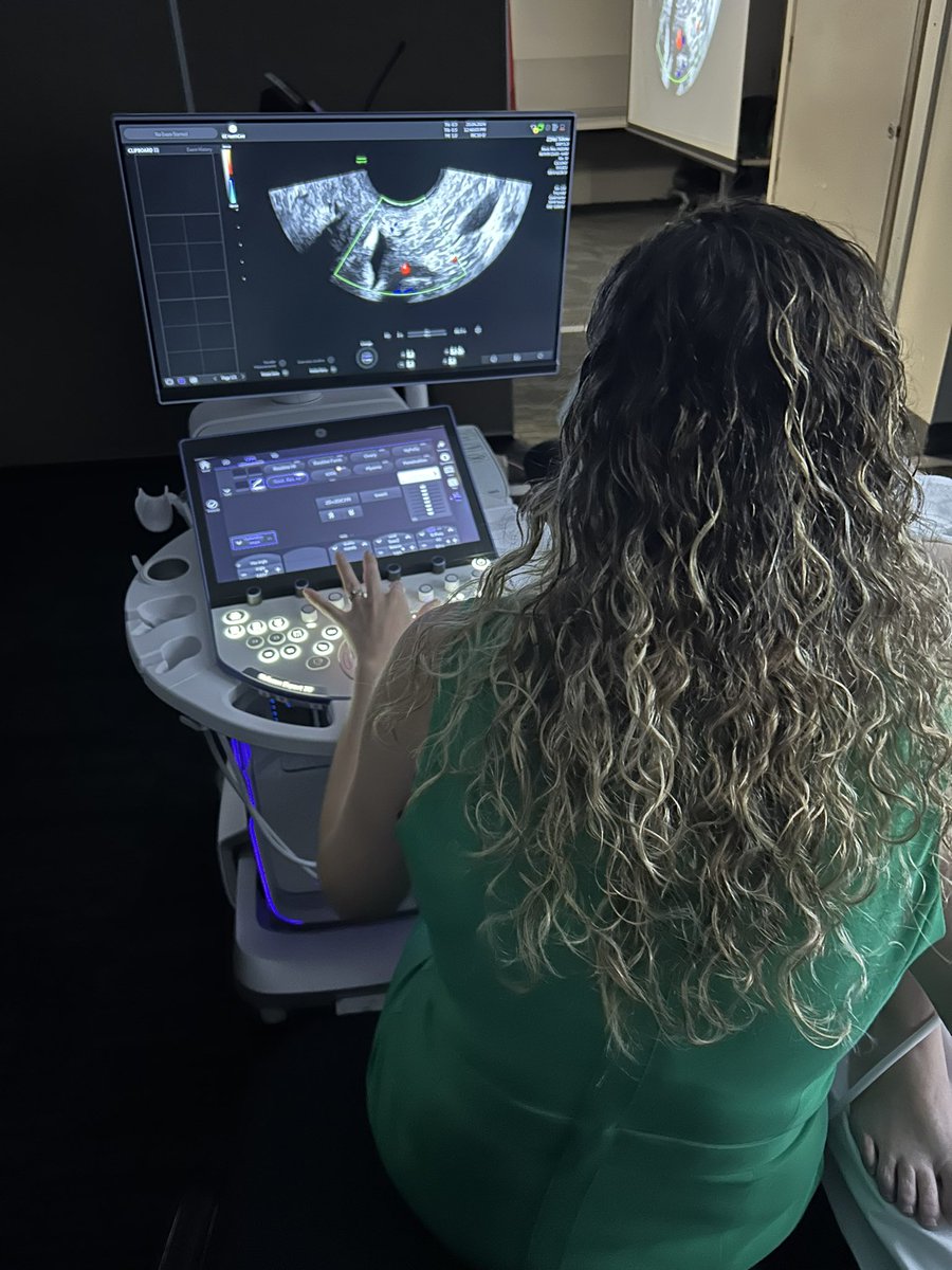 Brilliant @asumultrasound workshop in Darwin today focusing on all things diagnosing #endometriosis with #ultrasound Great to be able to demonstrate scanning AND give attendees some hands on guidance and I enjoyed learning a lot about endo care in the NT!