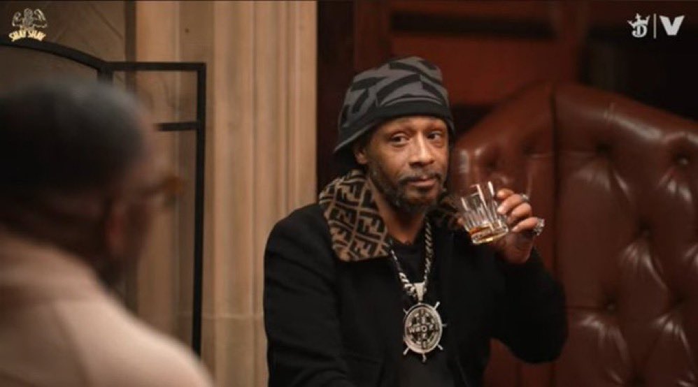 _alyssssssac's tweet photo. Wtf did Katt Williams do 😭 this whole year has been MESSY https://t.co/gL2Cb7LCEG