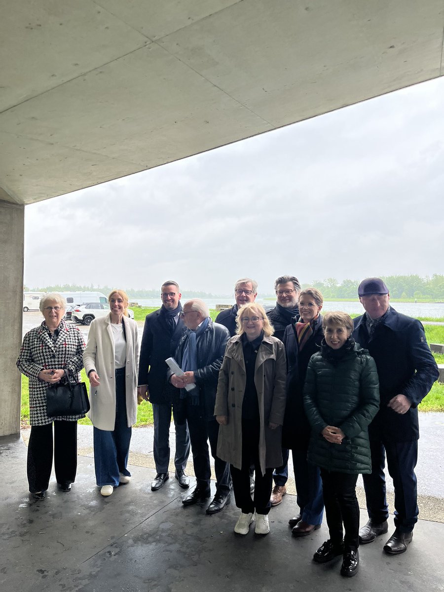 À Drusenheim avec @andreawechsler tête de liste CDU/CSU aux Européennes dans le #BadenWurtemberg pour évoquer les projets transfrontaliers et le couple franco-allemand @lesRepublicains @Republicains67 @cducsubt #AvecBellamy