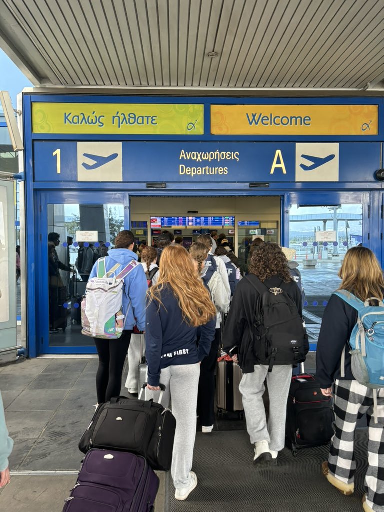 FHS2Greece's tweet photo. I can’t believe it’s already the end of our trip 🥺🇬🇷🌈 https://t.co/E62S3fPSdc