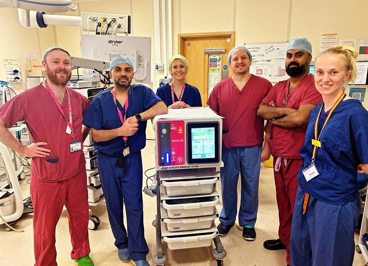 rocamed's tweet photo. Today we had the pleasure of starting our new Bladder En-bloc course using #SIRIUS TFL Laser #Rocamed SAM at Frimley Health NHS Foundation Trust with the talented @Ahmed Ali Alnaimi.
#SIRIUS TFL Laser has great haemostasis which are ideal for these procedures!
#EduKa®️ https://t.co/O8NBepCTxE