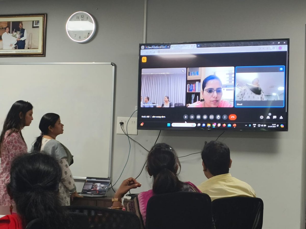 KiitSoe's tweet photo. The School of Electronics Engg, KIIT, congratulates Ph.D. Scholar Ms. Shruti for his Open Defense  .
 Supervisor: Prof.Sasmita Pahadsingh
Co-Supervisor:Prof. Bhargav Appasani 
 VC nominee:Prof.G. B. Mund 
External Examiner:Prof. Runa Kumari  Asso. Prof.,  BITS Pilani Hyderabad https://t.co/MKo4gvQg3W