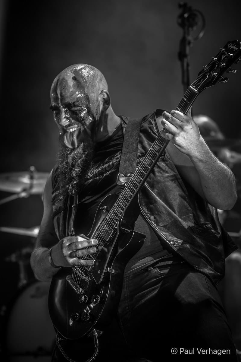 Hell over Holland, captured by Paul Verhagen in Eindhoven, NL 🇳🇱⚔️⛓️

#Devastator #BlackThrash #ListenableRecords #Tour