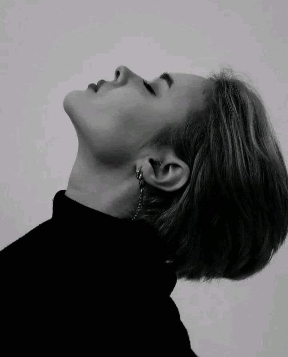 <a href="/zgorg2711/">قروب قلم بلا قيود</a> #أخطأت_الاختيار🍂
وحلت علينا لعنة الوعي  ،،،
رحنا نتساأآآل كم من التغابي يلزمنا لنعيييش ! ! !

نعيش وسط قومٍ يحرقون ما بِك و من ثم يتساءلون ما الذي جعلك رمادًا!🍂🔥🥀
               وإنما العيون بِحار، فلا تحكُم على أعماقهم وأنت لا ترى إلا شواطئهُم ...
#قلم_بلا_قيود