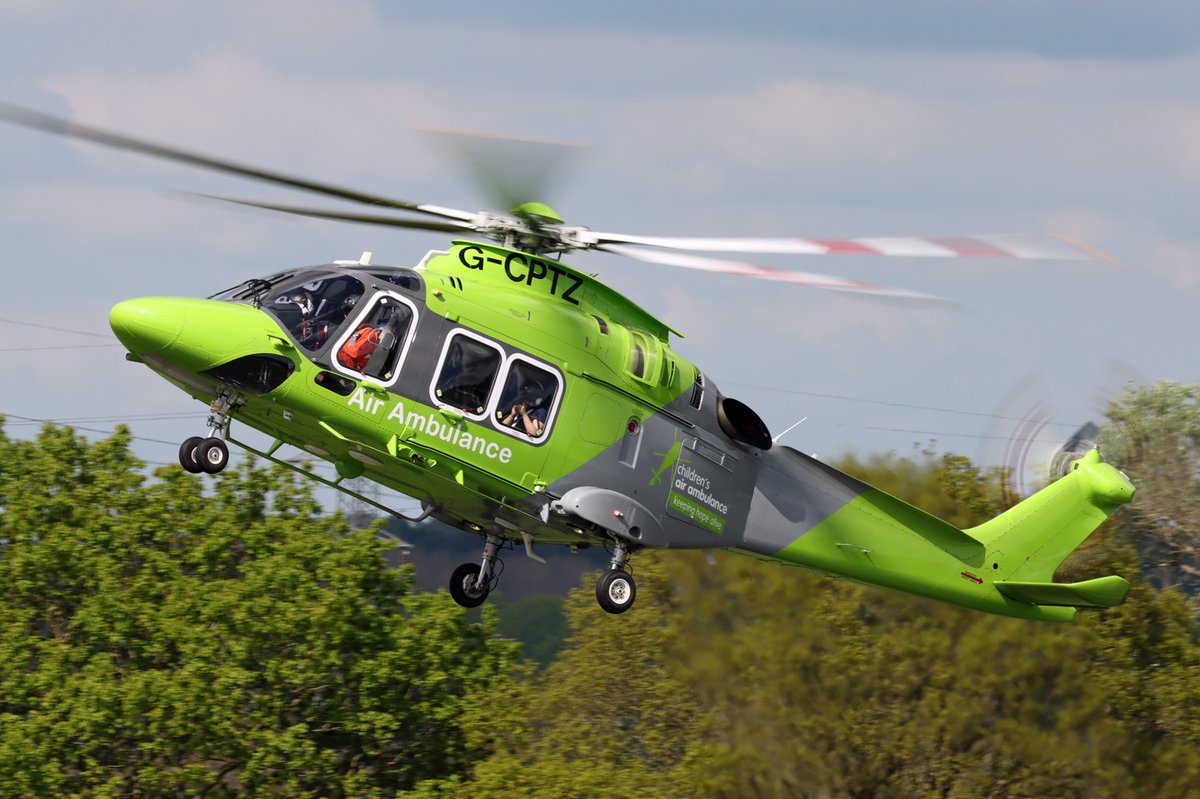Starting Saturday the right way, with this stunning image of our G-CPTZ aircraft, sent to us last year from a supporter 🚁 DM us for a chance to see your photos on our social channels 💚 📸: Tomh_Aviation (Instagram) #childrensairambulance #keepinghopealive #charity #donate