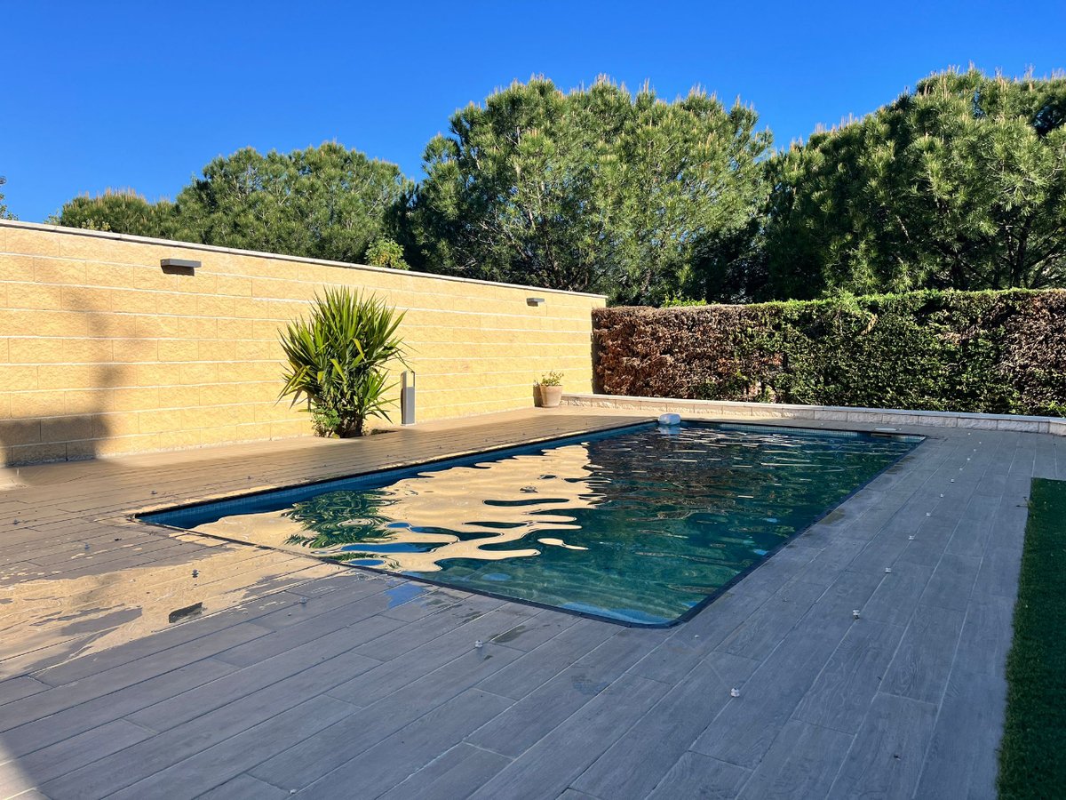 Tecnyvan's tweet photo. 🌟 ¡Transforma tu piscina en un oasis todo el año con Tecnyvan! 🏊♂️
¡No esperes más para disfrutar de tu piscina como nunca antes! 📞☀️
#Tecnyvan #CubiertasParaPiscinas #SotoDelReal #Madrid #PiscinasTodoElAño 🏊♀️✨ https://t.co/8L4LZbL46a