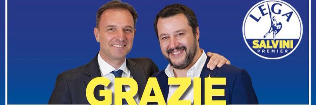 enozitac's tweet photo. @massimobitonci @elyleodavinci "Non il sottoscritto"!
Disse il tizio leghista che ha nel profilo del suo account X la foto con il leader del suo Partito!
Partito che ha votato le proroghe per il bonus110 e il cui leader (quello abbracciato a #Bitonci) fece propaganda ELETTORALE a favore dello stesso bonus. https://t.co/sCxD3pV0tW