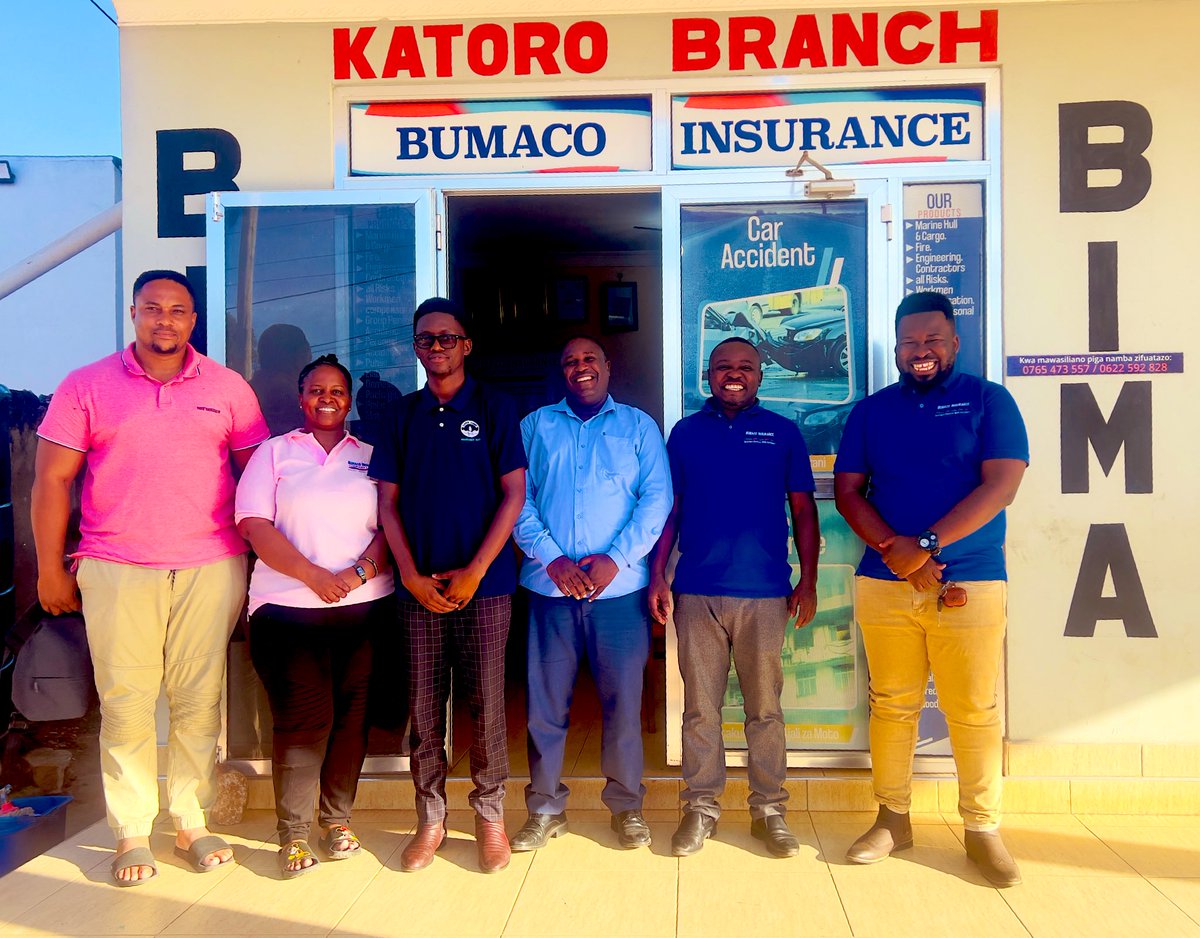 BumacoInsurance's tweet image. Ahsante Meneja Tawi Katoro Geita Bumaco Insurance, Mr. Godfrey Matoke Kwa Kupokea Ugeni Huu! Tunaamini Wenyeji wa Katoro Watapata Huduma Za Bima Zenye Uhakika Kutoka Kampuni Yao Pendwa Bumaco Insurance. #bumacoinsurance #lakezone