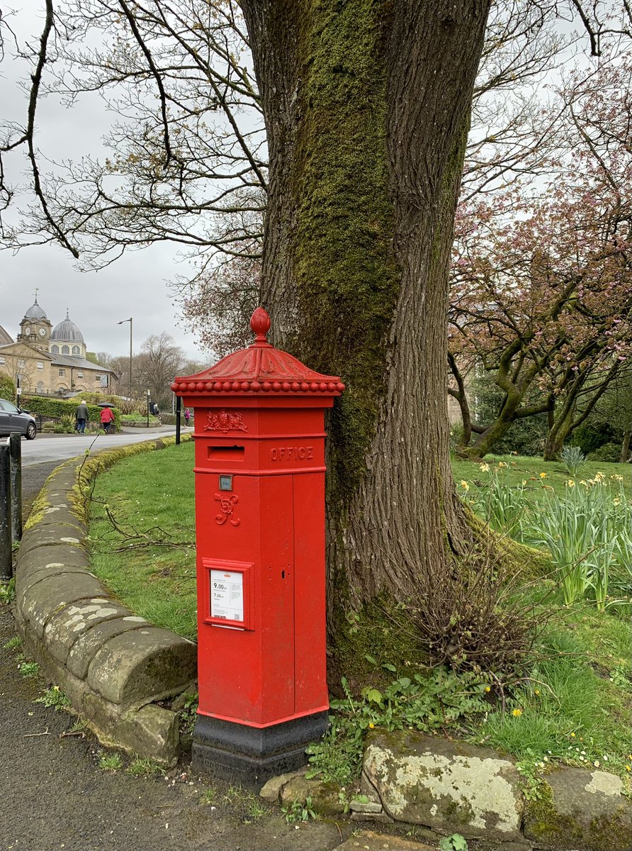 I know we’ve seen it before but it was right behind my hotel in Buxton so I’m having it! #PostboxSaturday