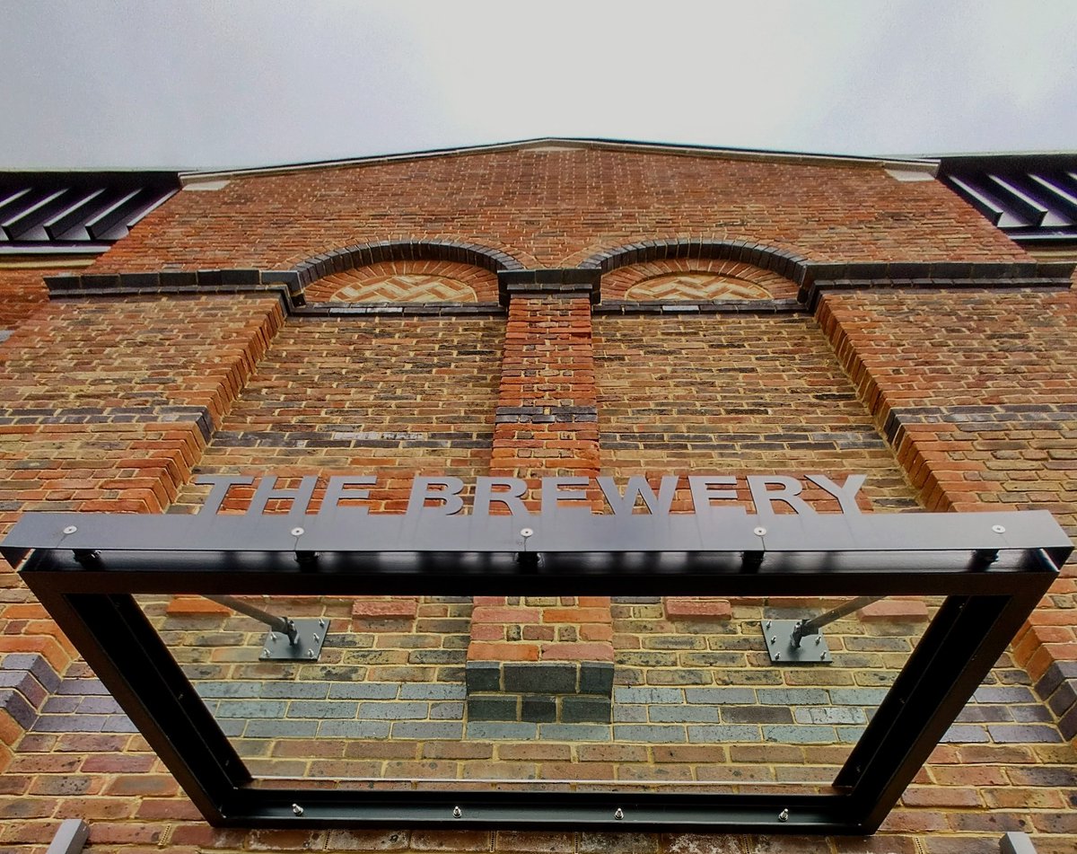 Pleased @ChinneckShaw will start marketing The Brewery in the coming days - 17 much needed new homes in Southsea. This is also the 1st scheme of its kind in Hampshire to offer private rentals to key workers at an affordable rent. Looking forward to meeting the new residents soon.