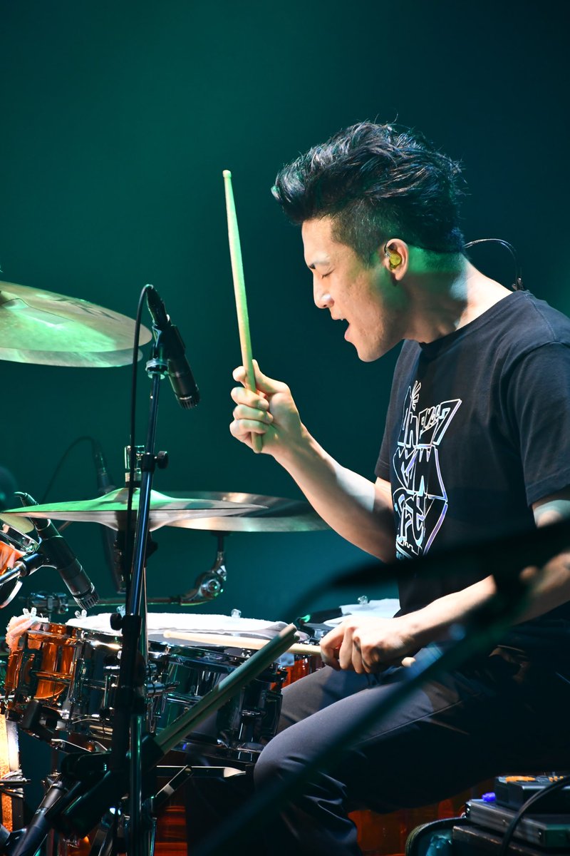 one room party vol.7⚡️

📍【大阪】Zepp Osaka Bayside 2日目

セミファイナルの大阪公演、一瞬一瞬が煌めいた素敵な時間でした！
ありがとうございました！！

いよいよファイナル香川🗾
よろしくお願いします‼️

#backnumber
#oneroompartyvol7