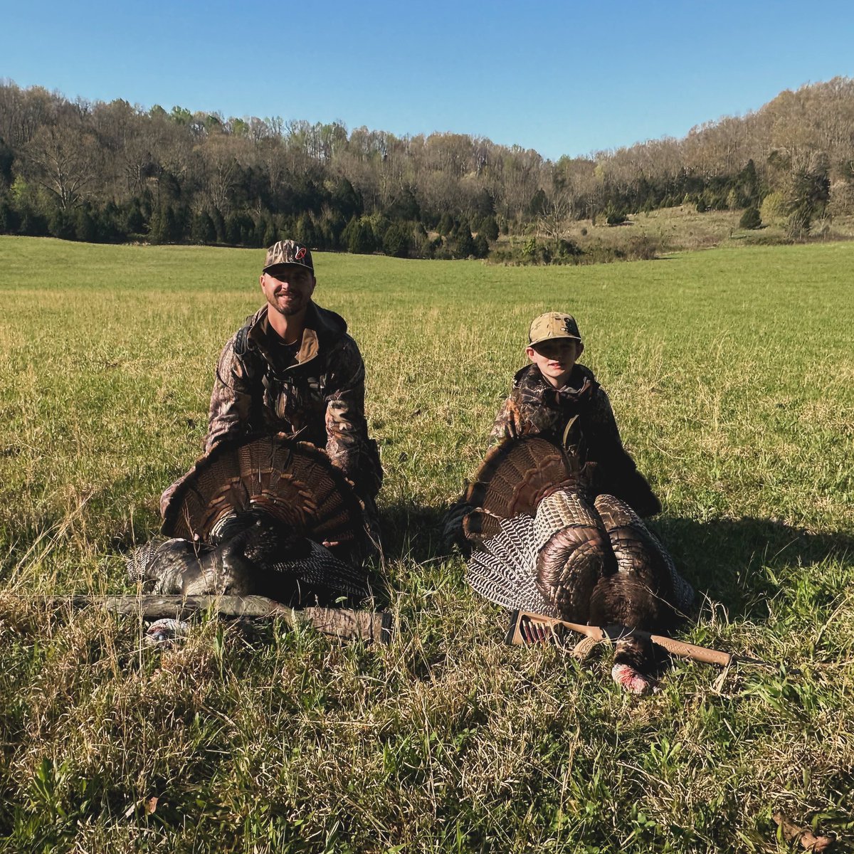 Memories for a lifetime! Congrats to the Dennison boys! 🦃🦃 📸 Logan Dennison #fallobsession #fallobsessed #turkeyhunting #turkeyhunter #turkeyhunt #turkeyhuntingseason #turkeyseason #springturkey #doubleup #fatherson #youthhunt #youthhunting #takeakidhunting #cantstoptheflop