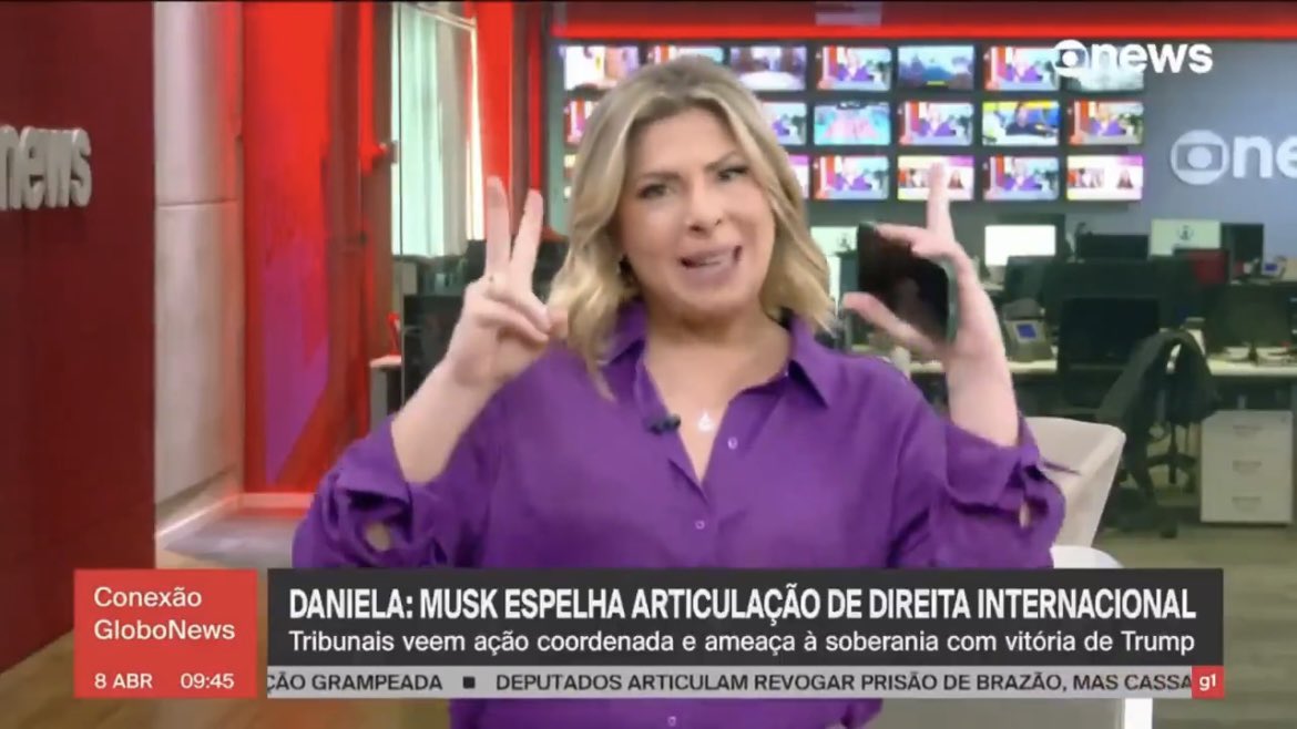 A Daniela Lima tomou um esporro do Gabeira ao vivo e SUMIU desde então. Em sua homenagem, vamos de PARTE 2 da thread com as suas últimas fofocas e gafes 🧶👇🏼