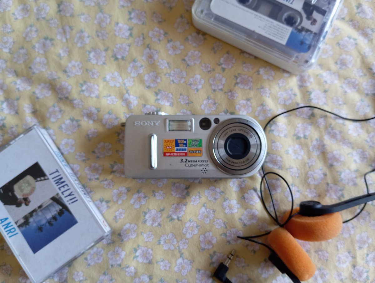 sweedsawadd's tweet photo. Canon a60 ราคา1200บาท
Sony dsc p7,8,9 ตัวละ 1390บาท
ค่าส่ง50บาททหรือนัดรับได้ในกทม.คับ
มีร้านในig tanny.handcam
Dmขอรูปเพิ่มเติมได้งับ
#กล้อง #กล้องดิจิตอลเก่า #กล้องมือสอง #กล้องฟิล์ม #ส่งต่อกล้อง #กล้องดิจิตอล  #กล้องฟิล์มมือสอง #กล้องดิจิตอลคอมแพค #กล้องดิจิตอลมือสอง https://t.co/tKayKuHrGq