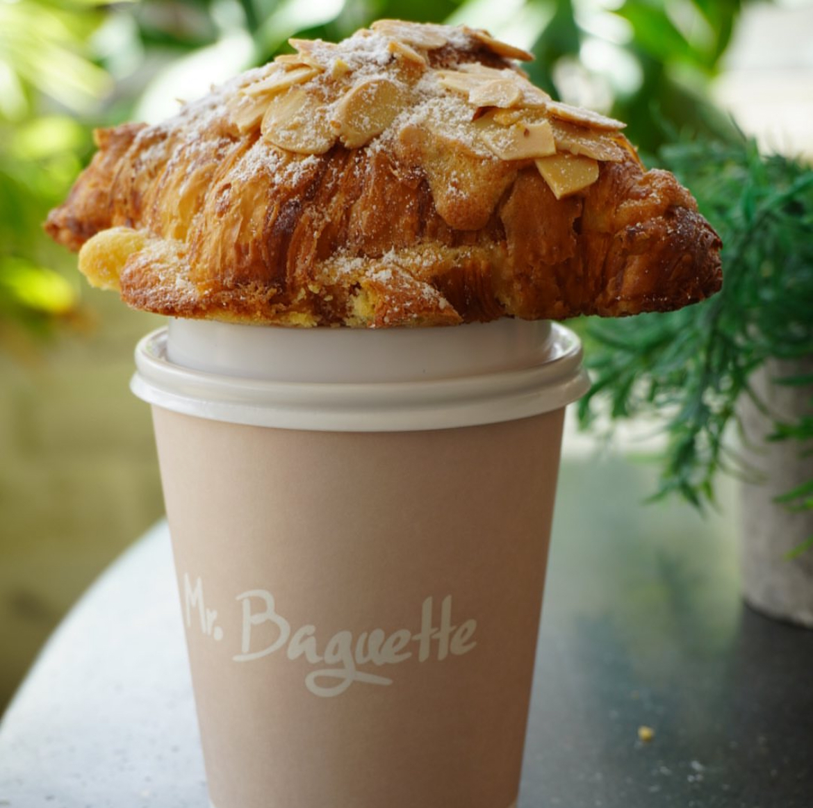 A coffee ☕️and pastry 🥐 to go from Mr. Baguette is the best way to start the weekend. 

#getsaucedelivery #saturday #coffeetogo #pastriestogo #croissant #miami #miamieats