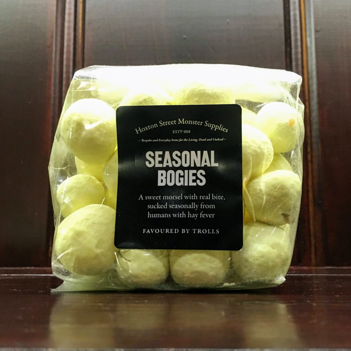 Achoo! Have you seen these Seasonal Bogies from @MonsterSupplies? A sweet morsel, sucked seasonally from humans with hayfever. (NOTES FOR HUMANS: resembles a lemon-flavoured bonbon with a toffee centre and a dusting of icing sugar!) Available now: 👉 buff.ly/49zW1B1