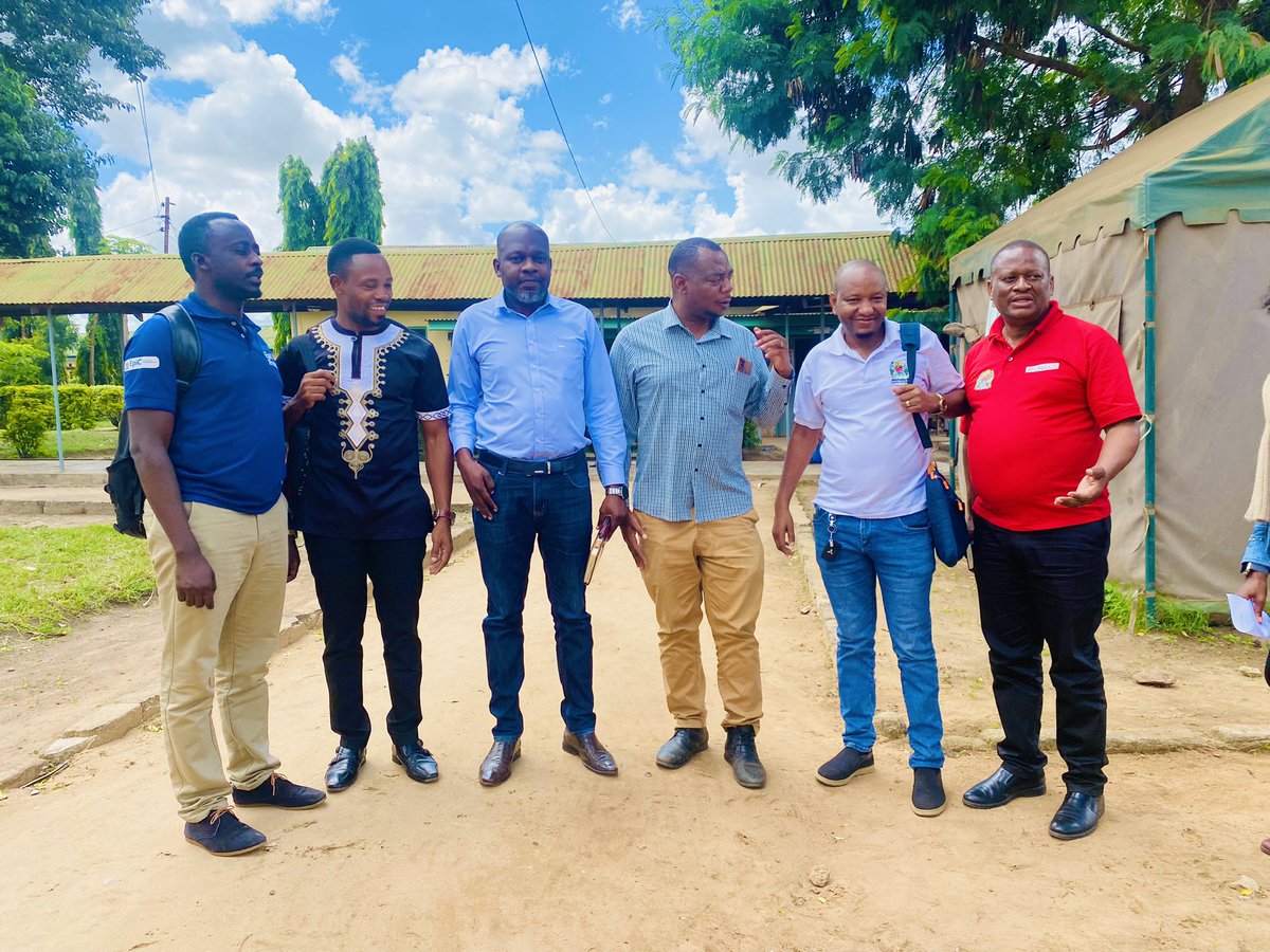 Huheso Foundation tweet media