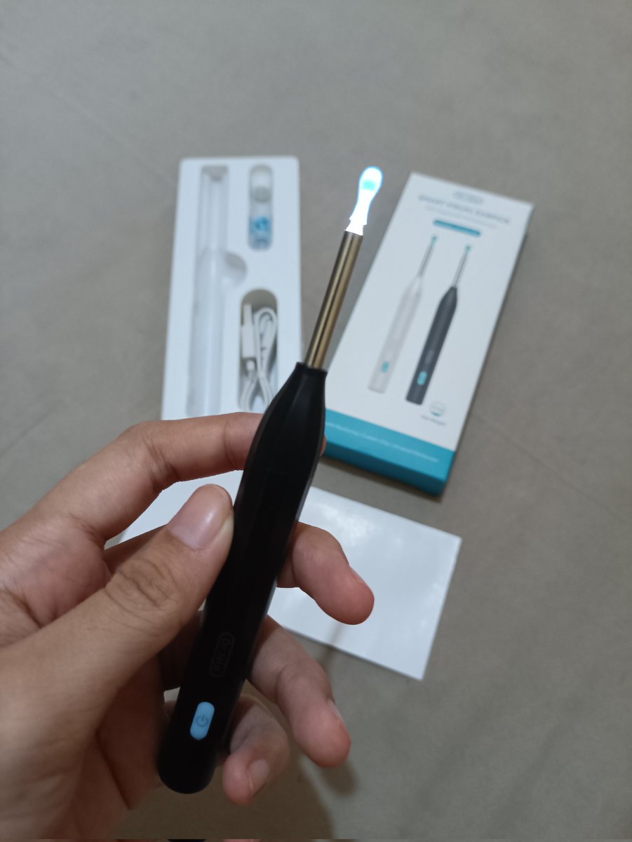 urbeztieee's tweet photo. Aku abis upgrade barang kecil yg kadang tuh dicari pas lg butuh aja😀

From this                       To this https://t.co/ggL2vjRN5M