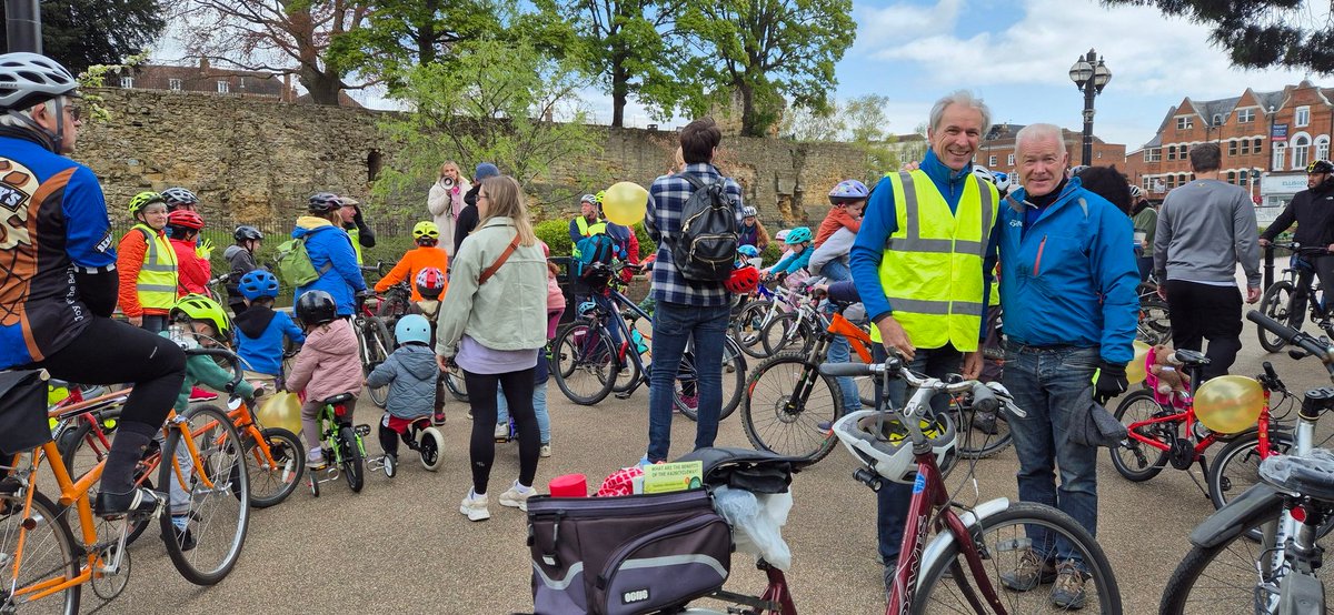 Paul Tuohy (@paultuohy) on Twitter photo Pleased to support the Kiddicalmass bike ride in Tonbridge this morning. Great atmosphere. Thanks to <a href="/CBTransport/">Campaign for Better Transport</a> trustee <a href="/adrianberndt/">adrian jardel</a> <a href="/RTWBUG/">TWBUG #a26cycleway</a> and real local people wanting more cycle provisions in the areas they live. <a href="/WeAreCyclingUK/">Cycling UK</a> <a href="/Sustrans/">Sustrans</a> <a href="/livingstreets/">Living Streets</a> Pleased to support the Kiddicalmass bike ride in Tonbridge this morning. Great atmosphere. Thanks to <a href="/CBTransport/">Campaign for Better Transport</a> trustee <a href="/adrianberndt/">adrian jardel</a> <a href="/RTWBUG/">TWBUG #a26cycleway</a> and real local people wanting more cycle provisions in the areas they live. <a href="/WeAreCyclingUK/">Cycling UK</a> <a href="/Sustrans/">Sustrans</a> <a href="/livingstreets/">Living Streets</a>