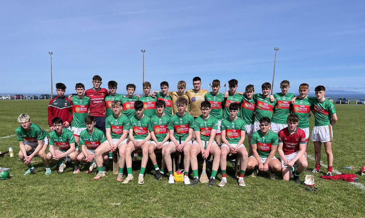 Nearly ready for throw in here in sunny Easkey ☀️ 

@sligogaa @CelticU17 @MayoGAA