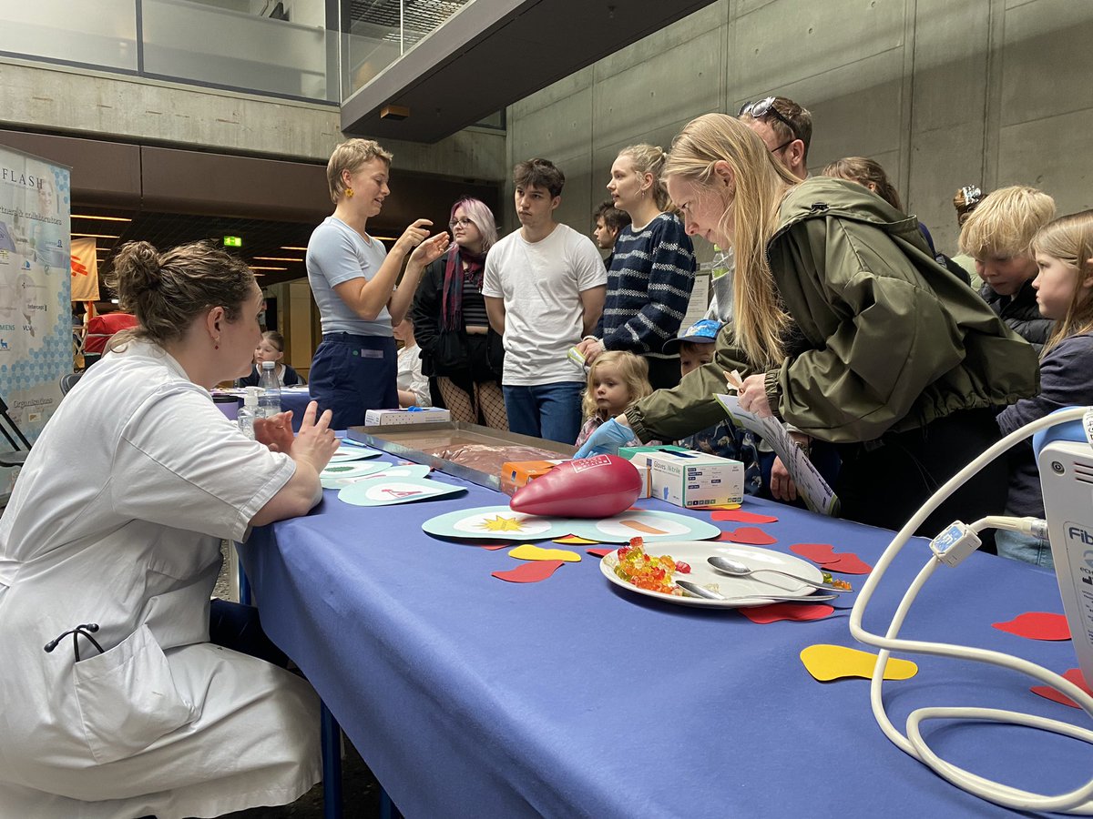 When you get the attention on kids👀 You have won♥️ A day of research at @SyddanskUni